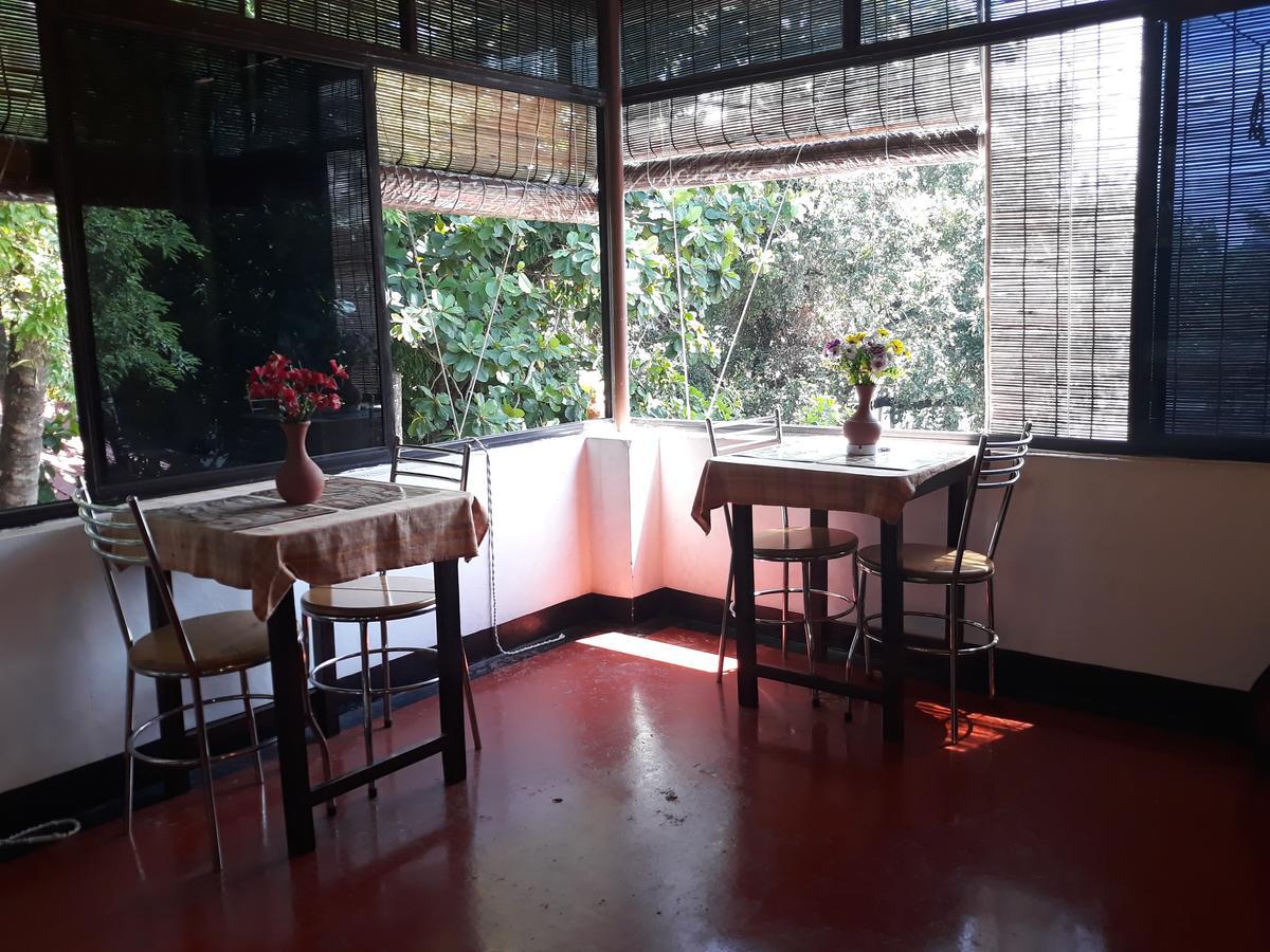 Seaway'S Inn Kochi Exterior photo